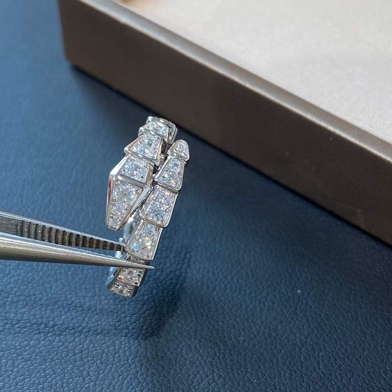 b*l*ai serpenti viper 18k white gold & Di*m*nd wrap ring