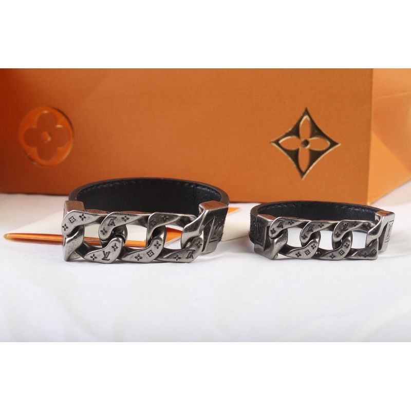 LV MONOCHAIN REVERSO BRACELET