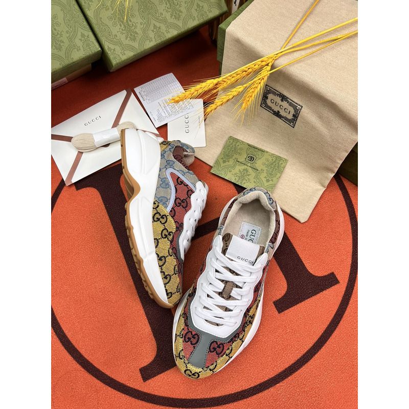 g*u*i rhyton gg-S*p*e canvas trainers beige/ebony