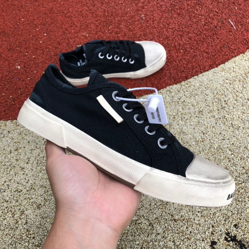 Ba*len*cia*ga paris mid destroyed sneaker black