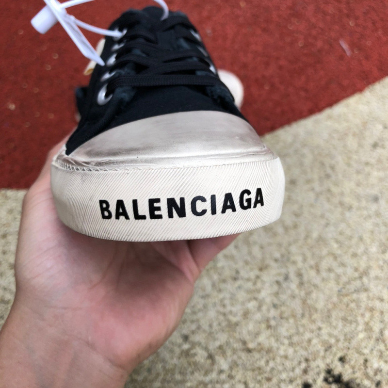 Ba*len*cia*ga paris mid destroyed sneaker black