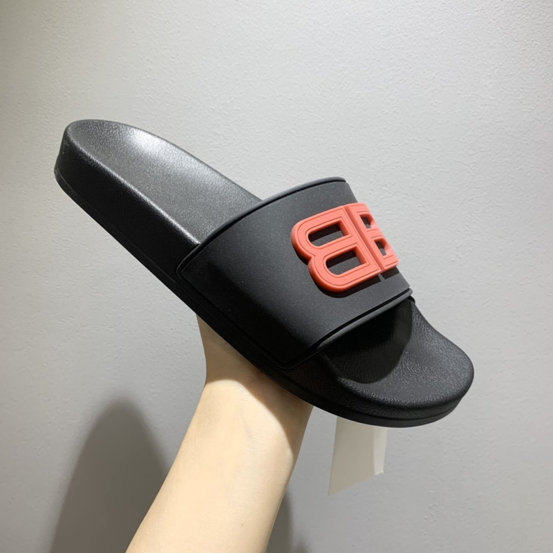 Ba*len*cia*ga  pool slides 3d bb logo red black