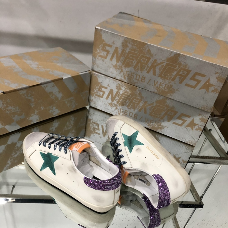 golden goose S*per-star sneakers white S*per-star sneakers with glittery purple rear