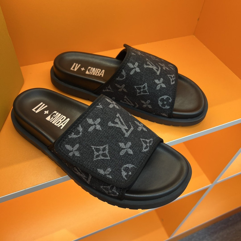 l**is V*t*n x nba miami mule black