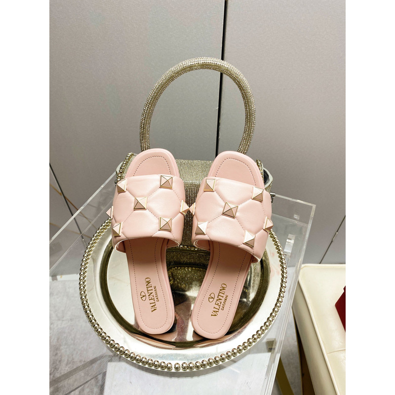 Valentino Garavani Roman Stud Quilted Slide Sandal Rose Quartz