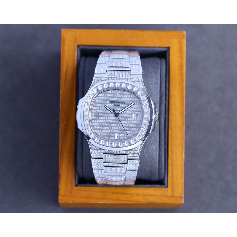 patek philippe nautilus 5719 grey emerald Di*m*nds