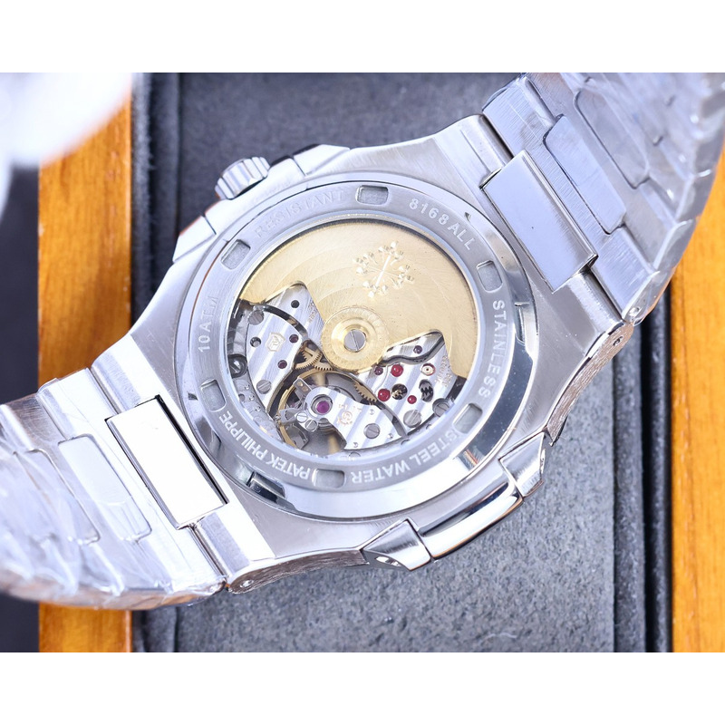 patek philippe nautilus 5711 black emerald Di*m*nds