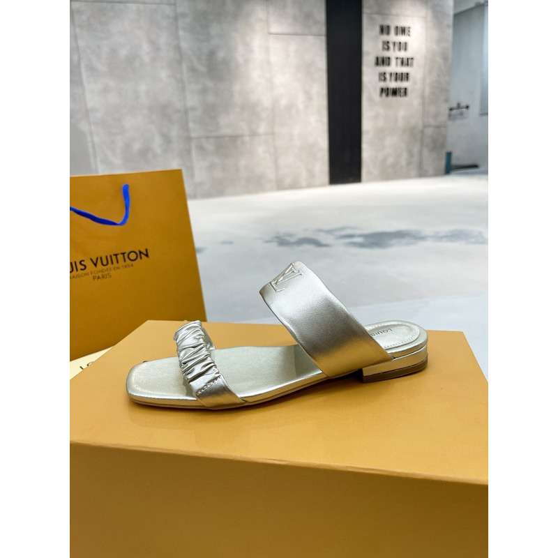 l**is V*t*n square toe flat slippers platinum