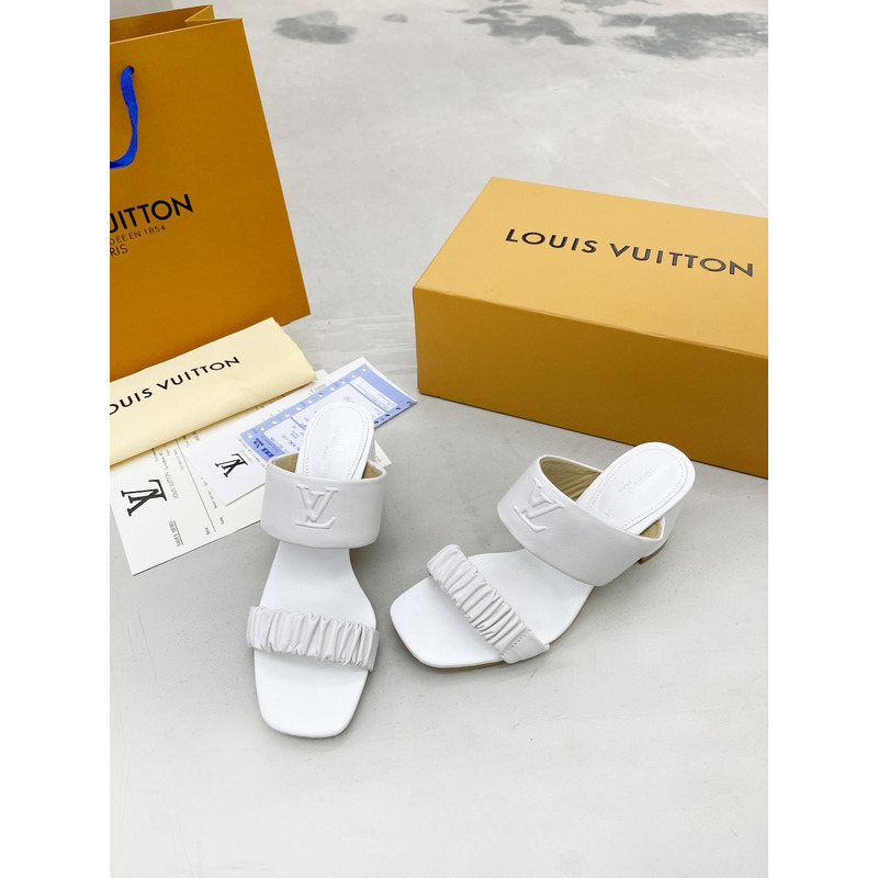 l**is V*t*n open toe mules white
