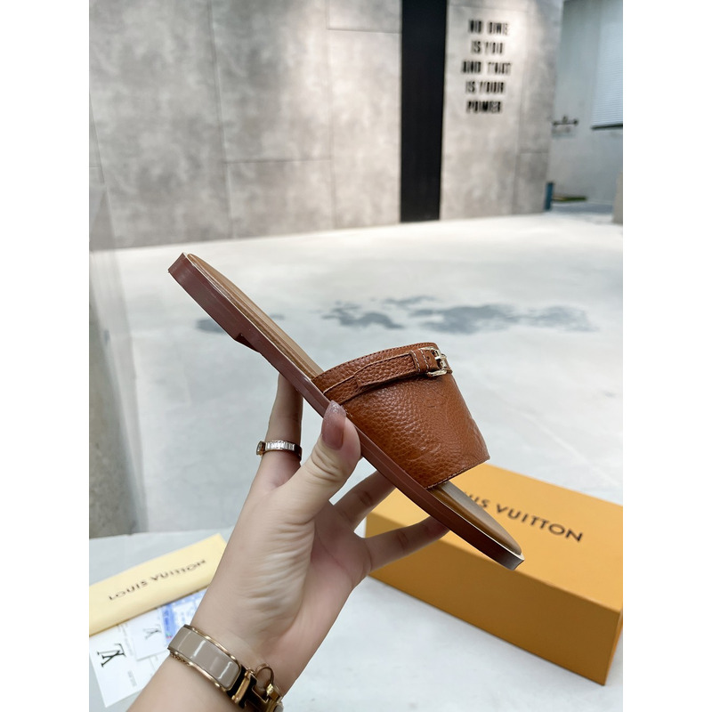 l**is V*t*n flat mules cinnamon
