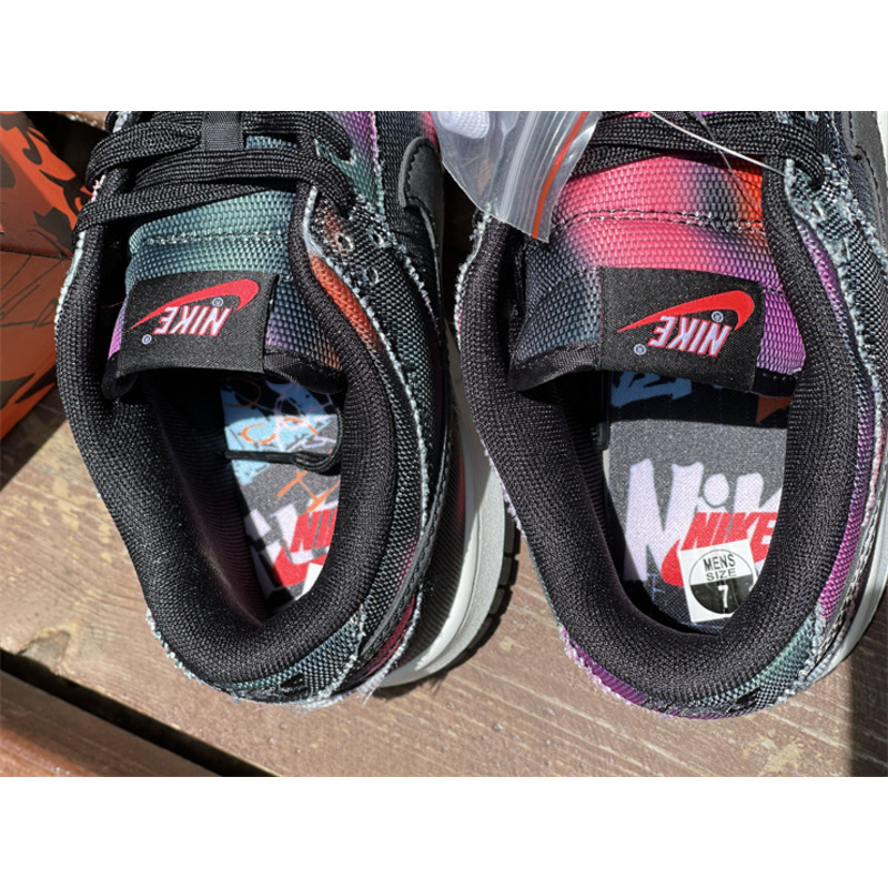 Nike Dunk Low “Graffiti”  DM0108-002
