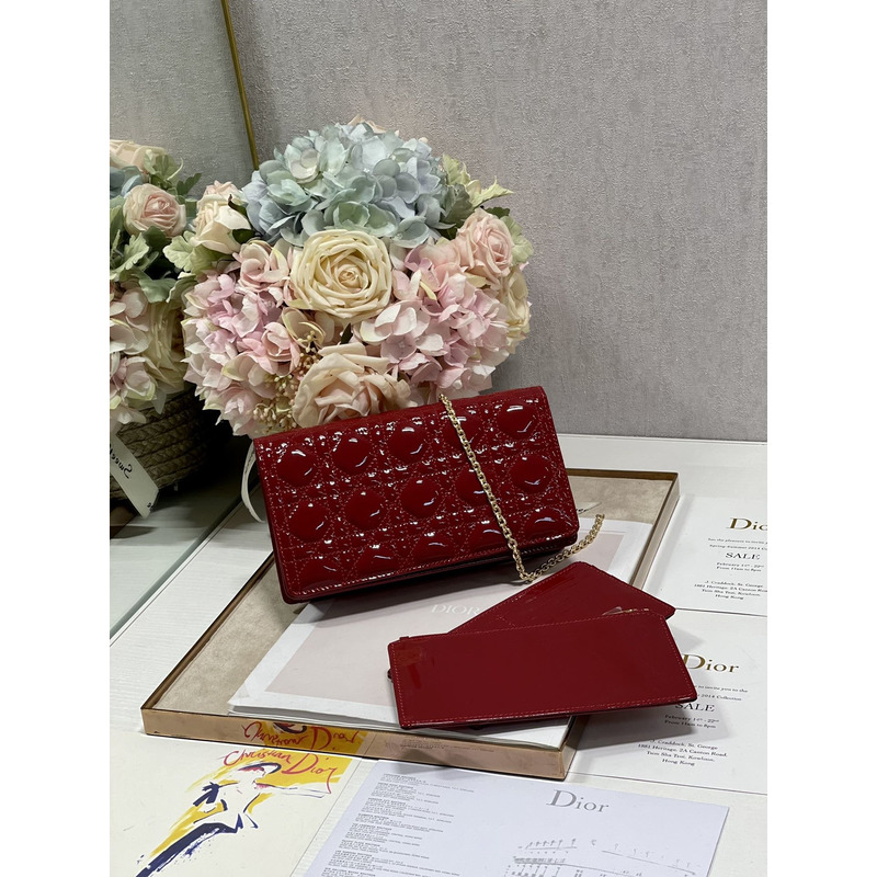 D*or lambskin chain clutch 21.5 x 11.5 x 3cm cherry red