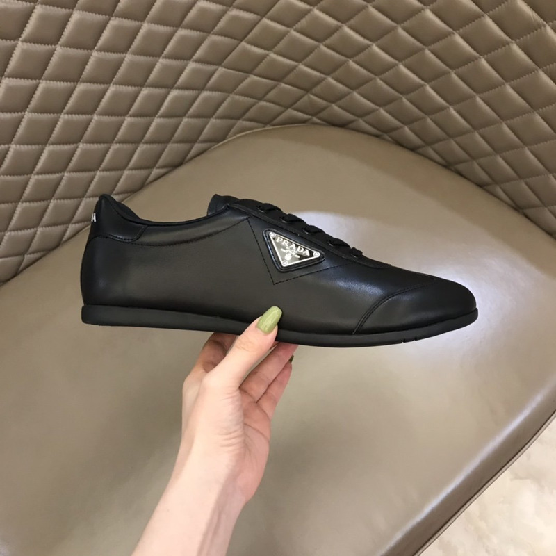 Pra*a logo lace-up leather shoes black