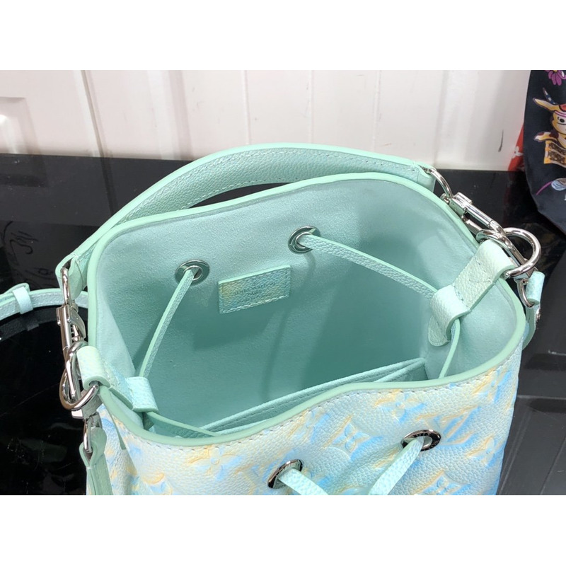 LV Néonoé BB Monogram Vert D