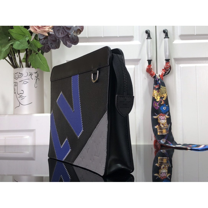 LV Standing Bag M81310