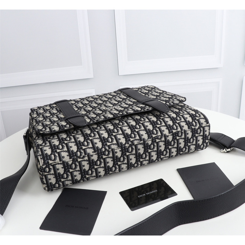 D*or messenger bag oblique jacquard in black