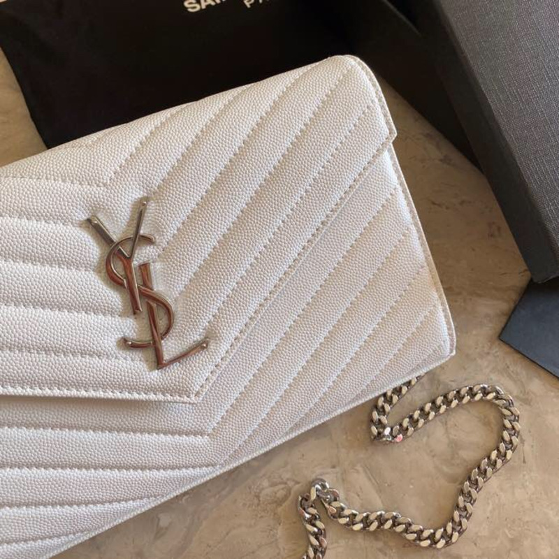 SAINT LAURENT Monogramme quilted textured-leather shoulder bag white