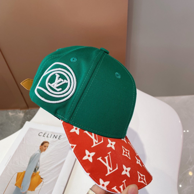 l**is V*t*n monogram print hat red green