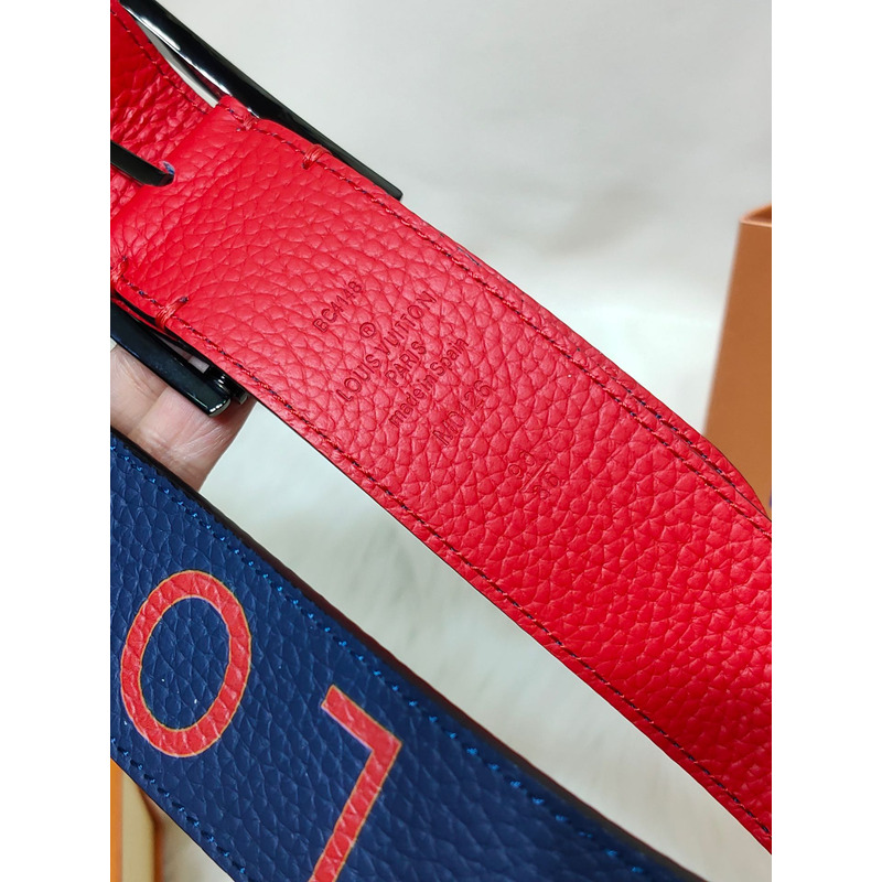 l**is V*t*n black lock belt red