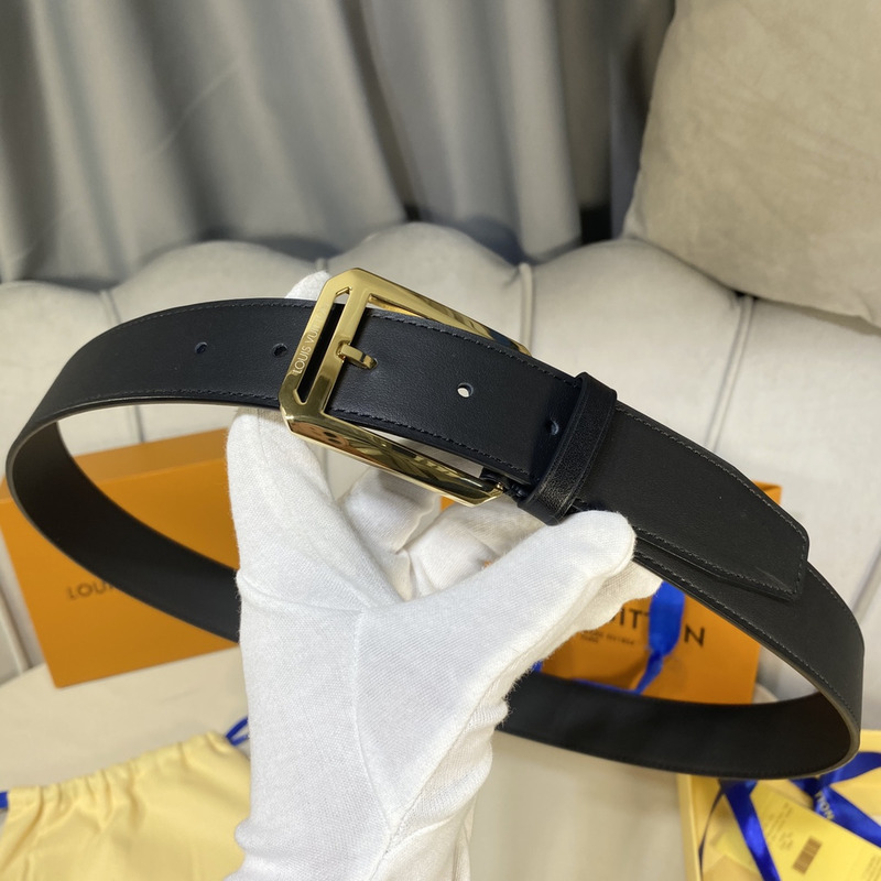 l**is V*t*n black leather gold metal