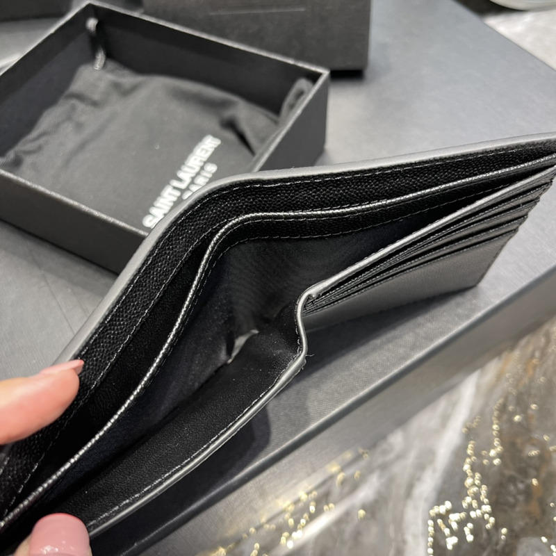 Saint Laurent CASSANDRE E/W Leather Wallet Black