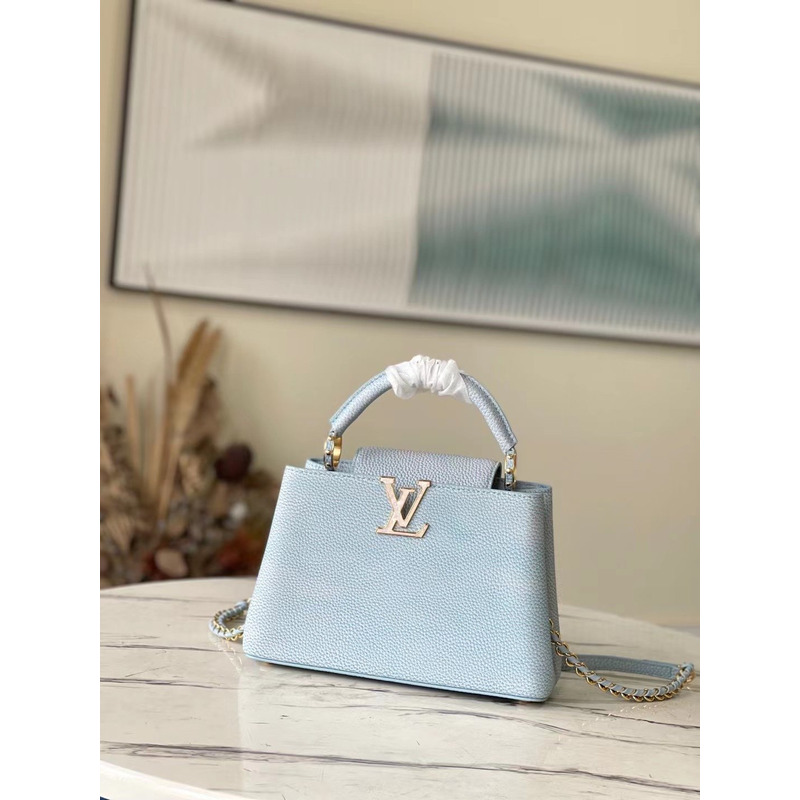 l**is V*t*n capucines bb blue