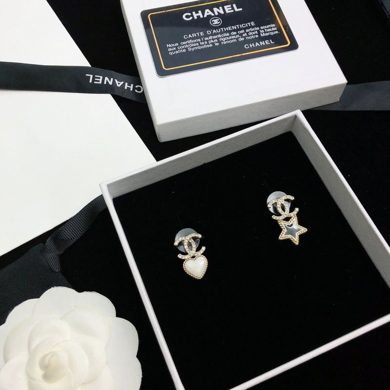 Ch*el crystal enamel cc star heart earrings gold