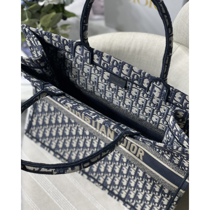 D*or large book tote oblique embroidery dark blue