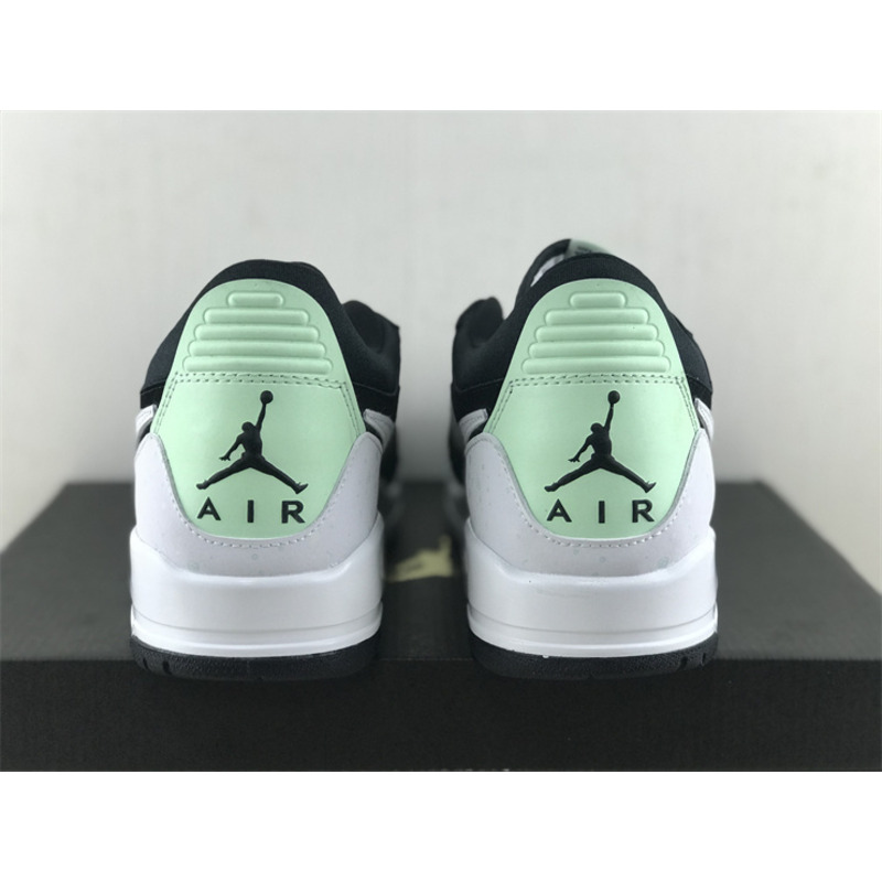 Nike Jordan Legacy 312 Low GS 