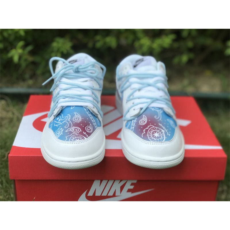 Nike Dunk Low Retro Cashew Flower in white& Blue