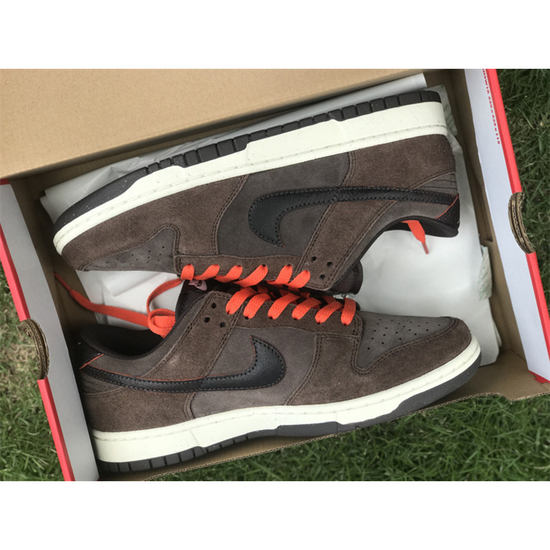 Nike Dunk Low "Latte"