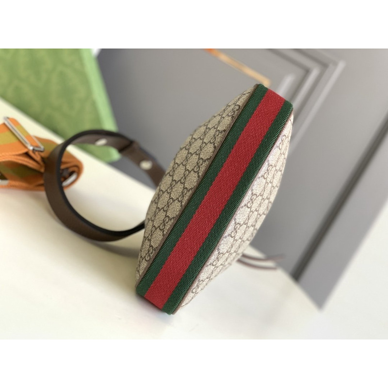 G*u*i attache shoulder bag