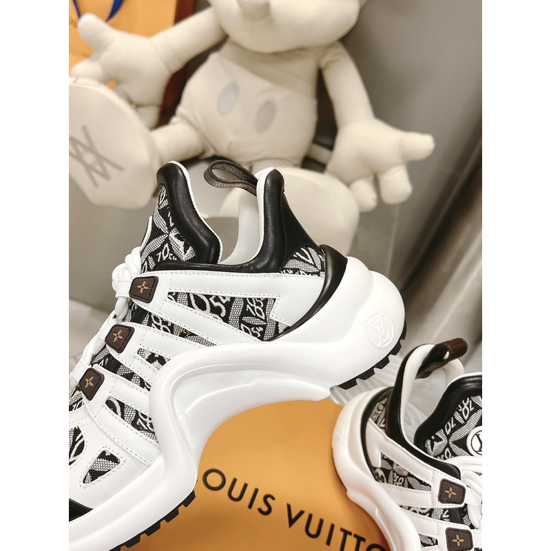 l**is V*t*n lv archlight trainers black white monogram