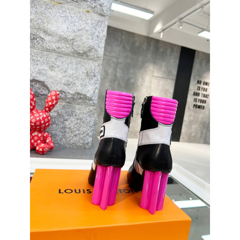 l**is V*t*n silhouette ankle boot pink