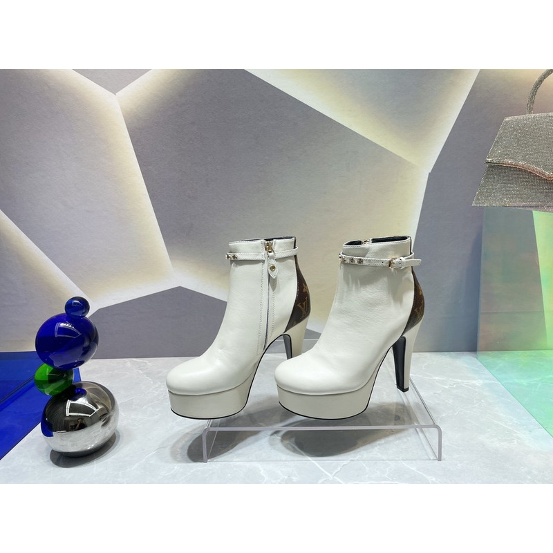 l**is V*t*n afterglow platform ankle boot white