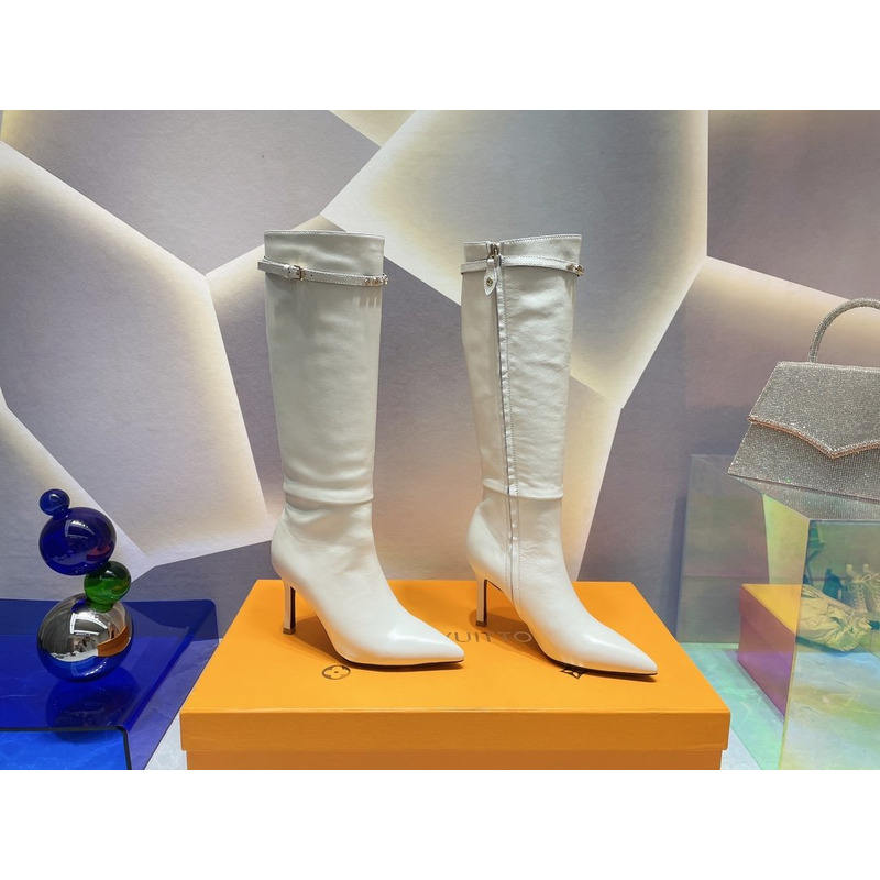 l**is V*t*n women’s signature high boots white