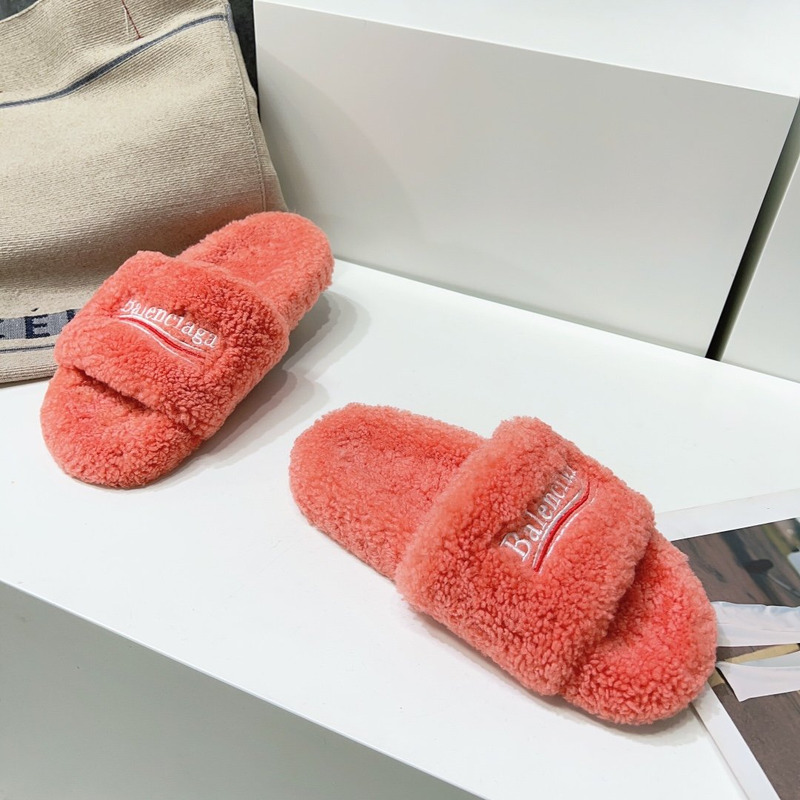 Ba*len*cia*ga logo-embroidered faux shearling slides coral