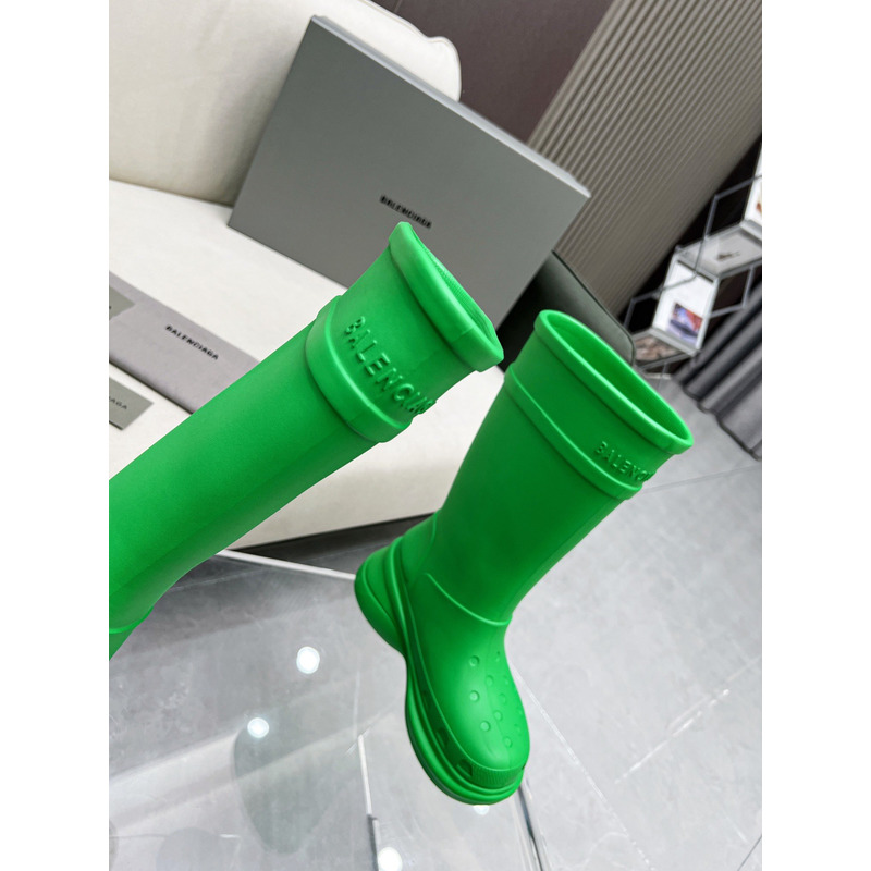 ba*len*cia*ga x Cr*0*s rubber boot green