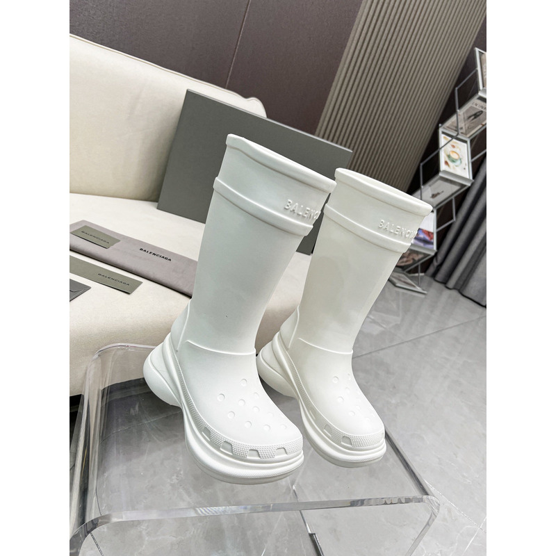ba*len*cia*ga x Cr*0*s rubber boot white
