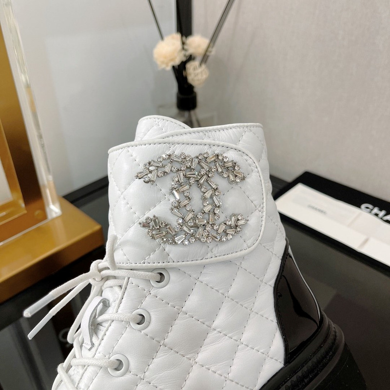 Ch*el cc chain quilted lambskin and calfskin lace up boots cream