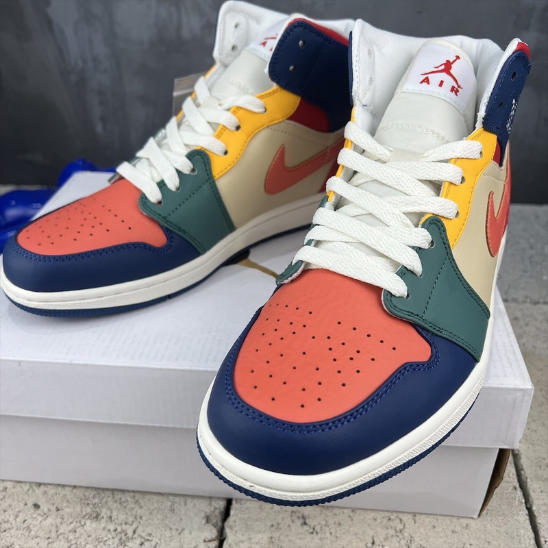 Jordan 1 Mid SE Multi-color Sneaker