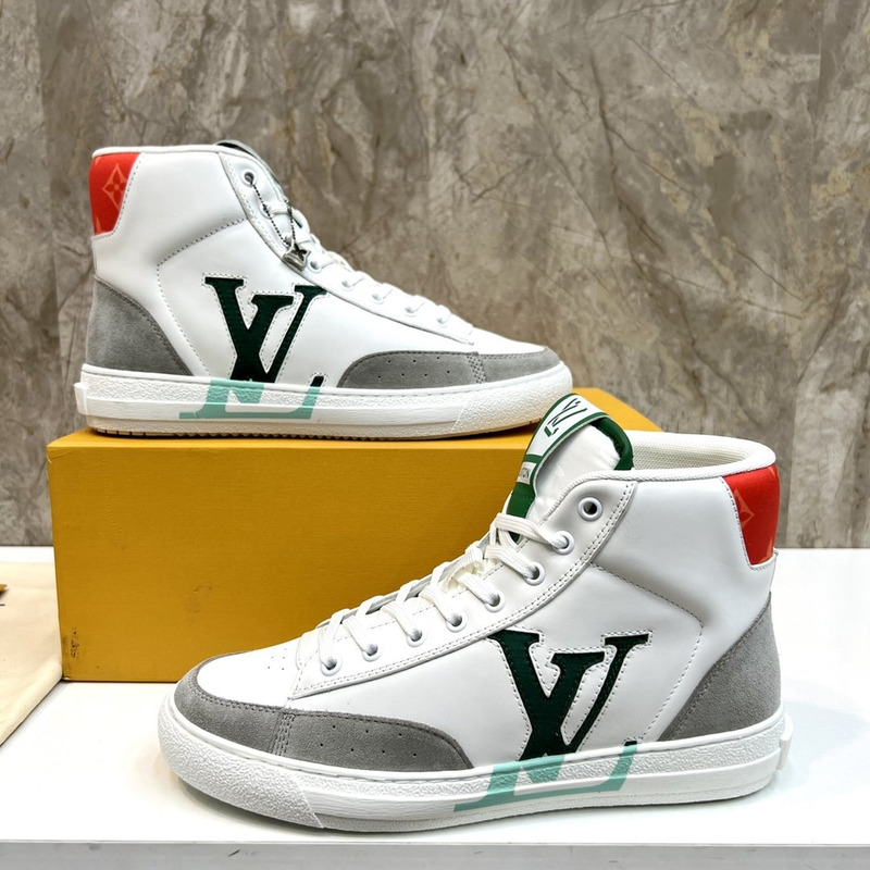 l**is V*t*n monogram leather logo sneakers