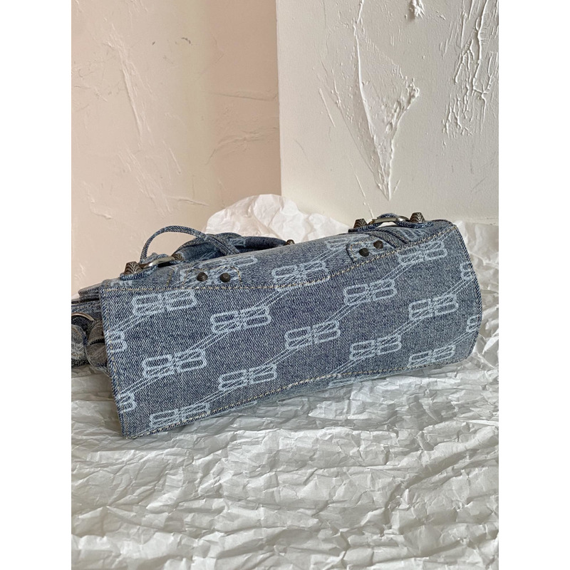 Ba*len*cia*ga neo cagole denim shoulder bag
