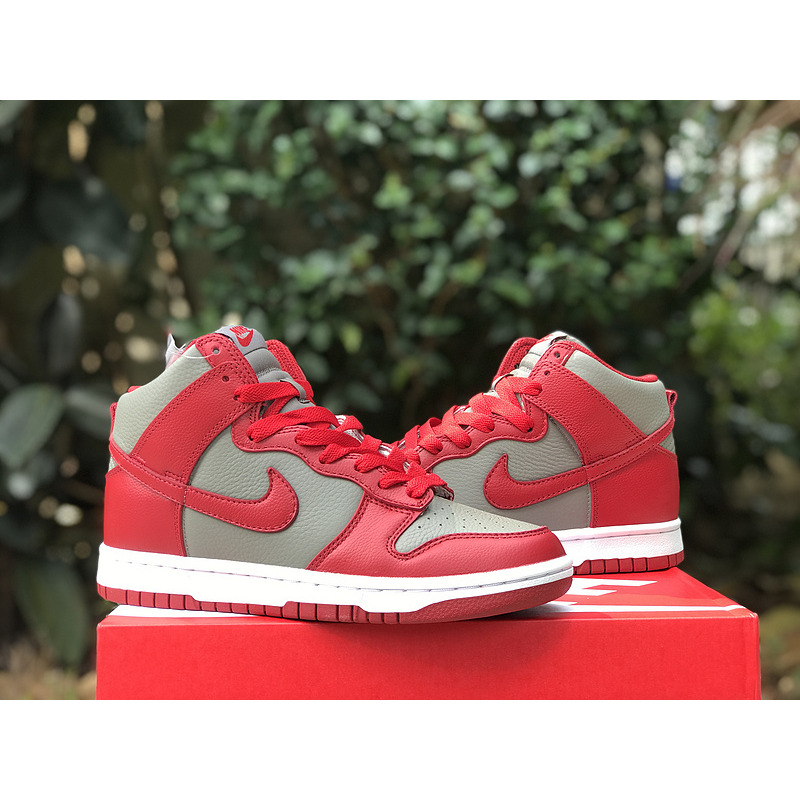 Nike  Dunk High UNLV in Red