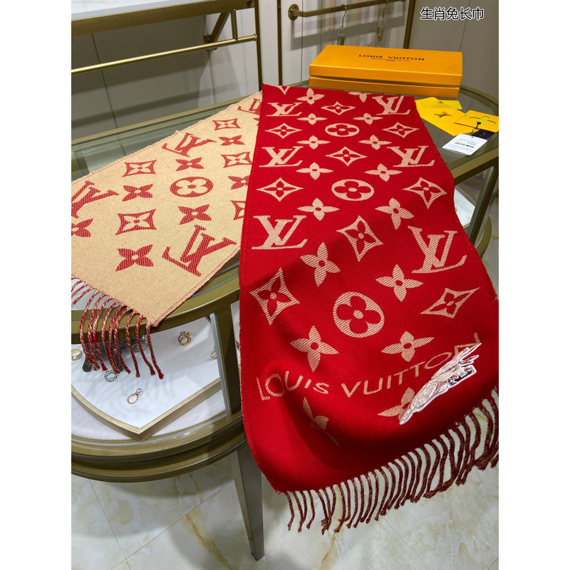 l**is V*t*n 2023 year of rabbit scarf red 34*180cm