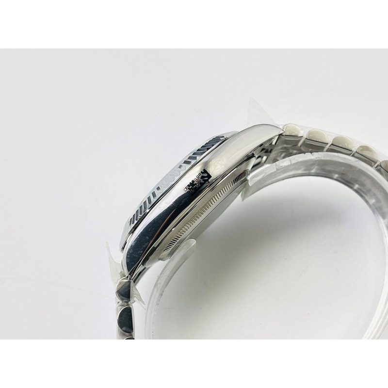 rolex stainless steel grey dial Di*m*nds inside  41mm
