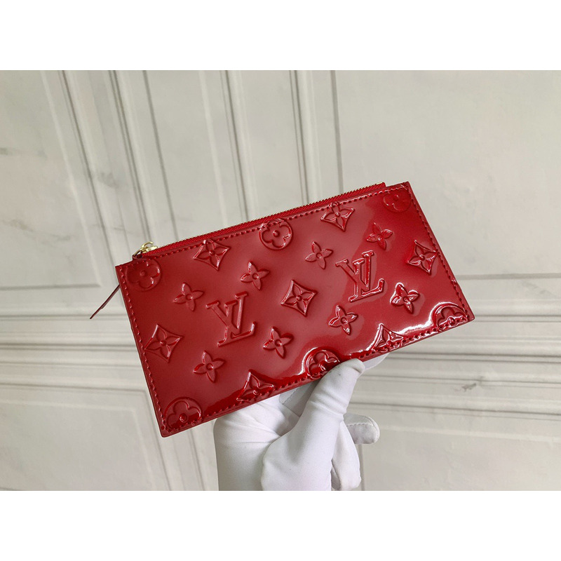 l**is V*t*n pochette felicie wallet chain red