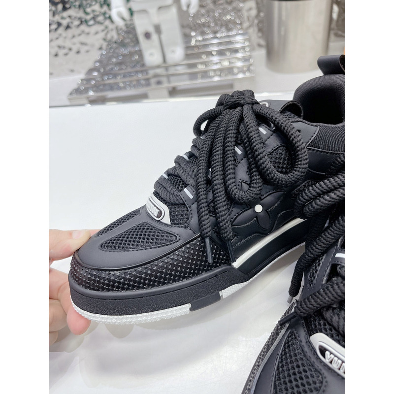 l**is l**is V*t*n trainer sneakers black