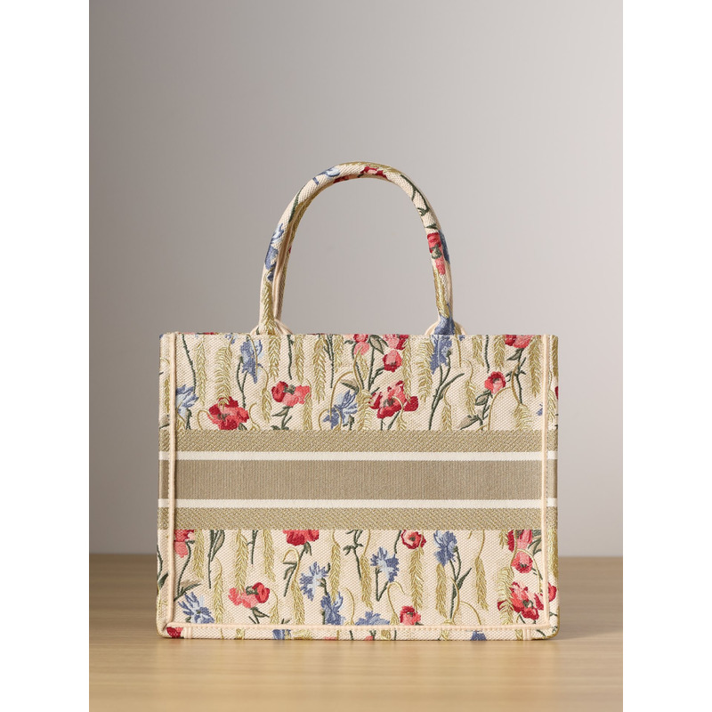 D*or hibiscus book tote