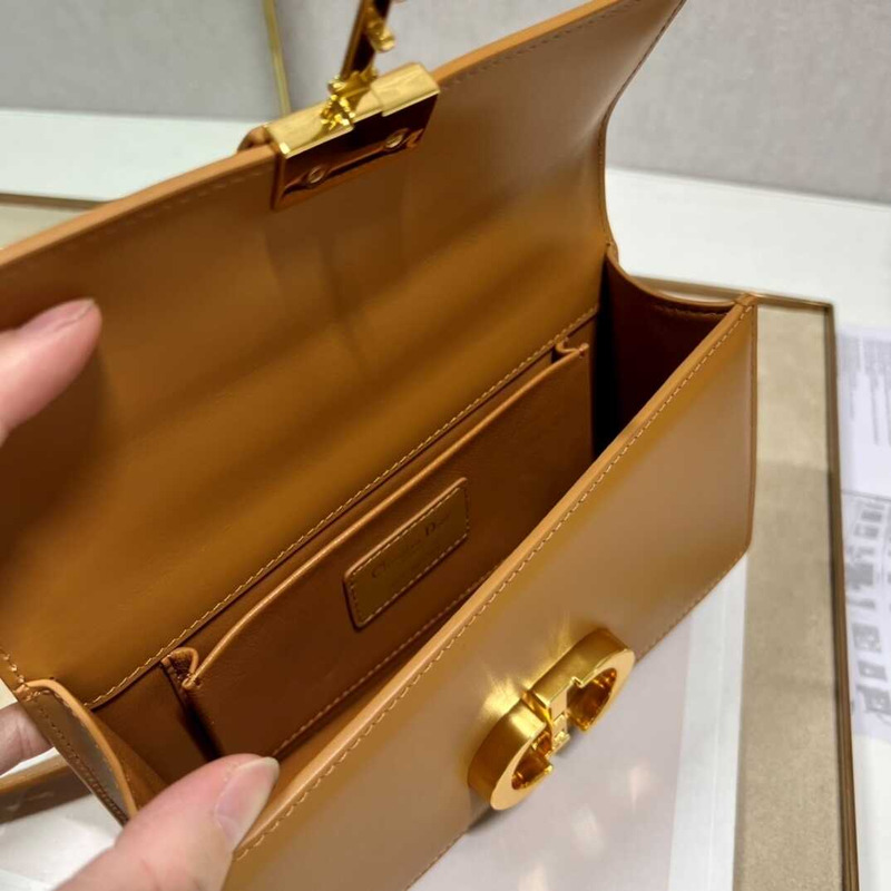 D*or 30 montaigne east-weat chain bag brown